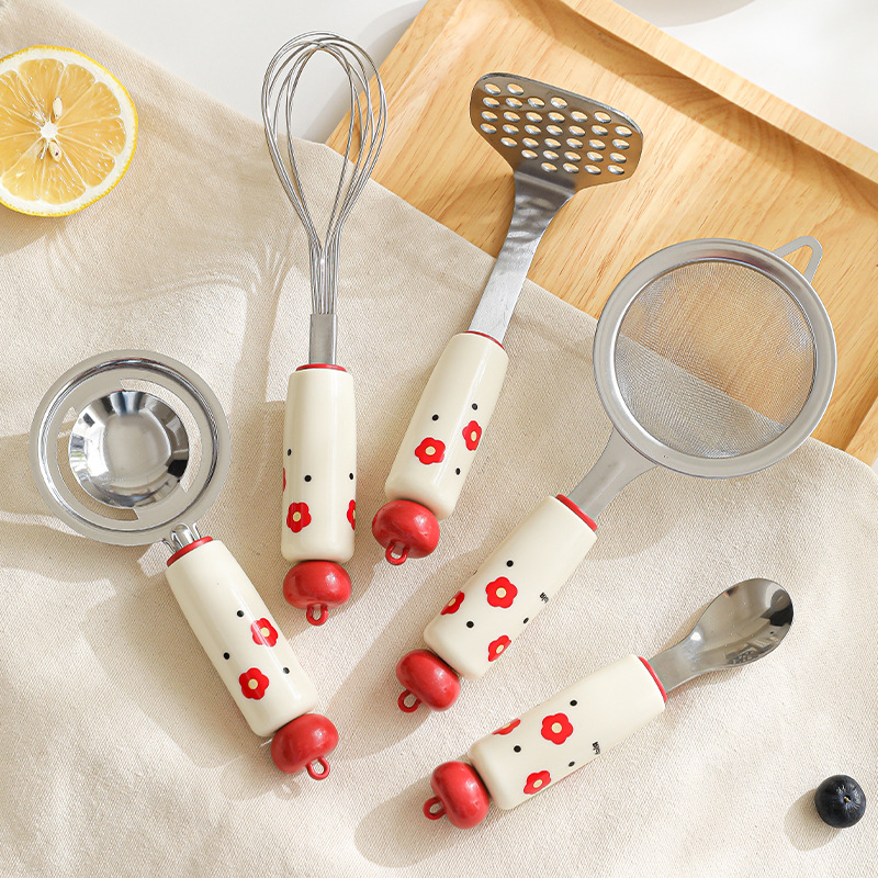 Canlı Renkli Bebek Maması Hazı - Baby Food Masher incelemesi ve fiyatı